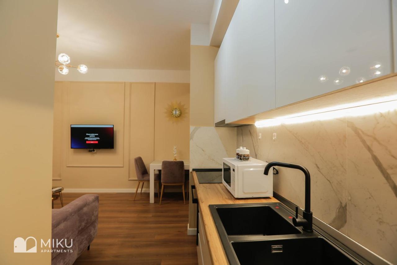 Miku Apartment - Perfect 1Bedroom At Komuna E Parisit Тирана Экстерьер фото